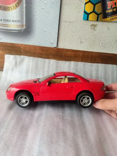 Miniatura modelo Mercedes
