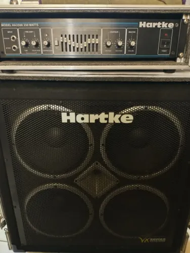 hartke 4x10 e amplificador HA 3500 no case
