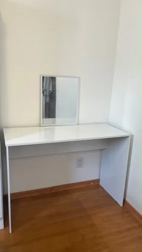Escrivaninha nova