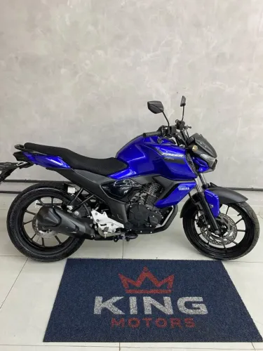 FZ15