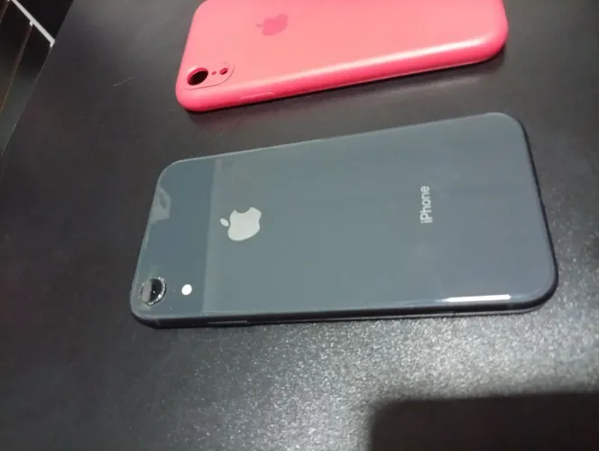 Celular iPhone xr 64 gigas, impecável