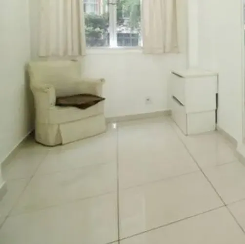 Cadeira Decorativa/ Amamentação 