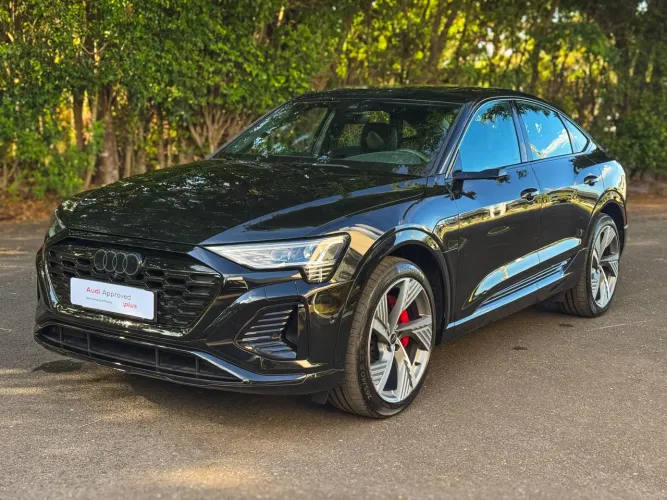 Audi Q8 E-tron Sportb. Perf. Black (elétrico) 2024