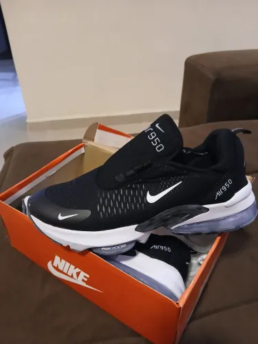 Tênis Nike Air 950