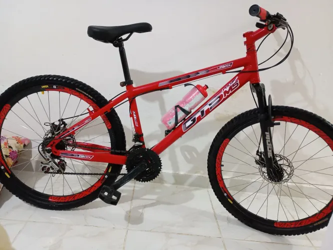 Bicicleta aro 26 freio a disco 21 marchas