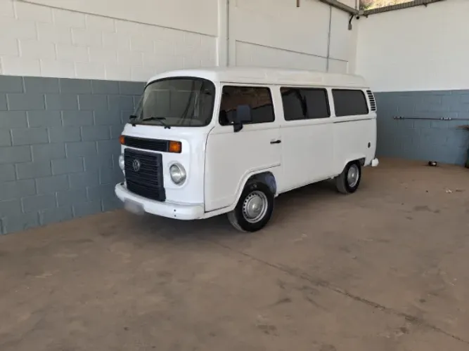 Volkswagen Kombi Standard 1.4 MI Total Flex 8V 2009