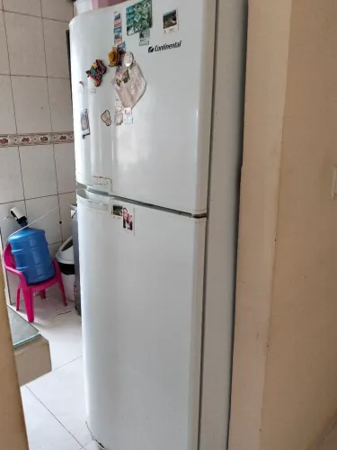 Geladeira Funcional , Congelador Enorme