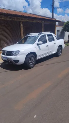 Renault Duster Oroch Dyna. 2.0 Hi-flex 16V Mec. 2016