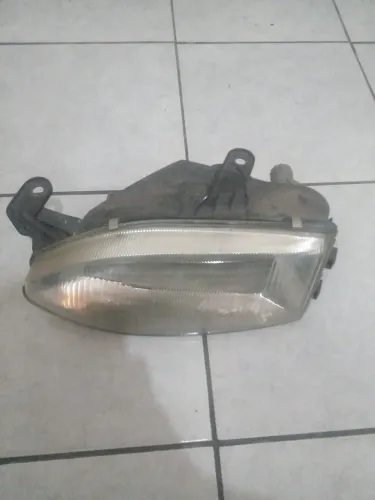 Farol Fiat Palio 95/2001