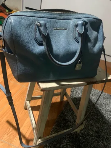 Bolsa azul em couro Michael kors