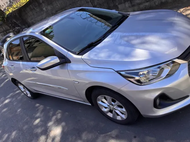 Chevrolet Onix Hatch LT 1.0 12V TB Flex Aut. 4P 2020