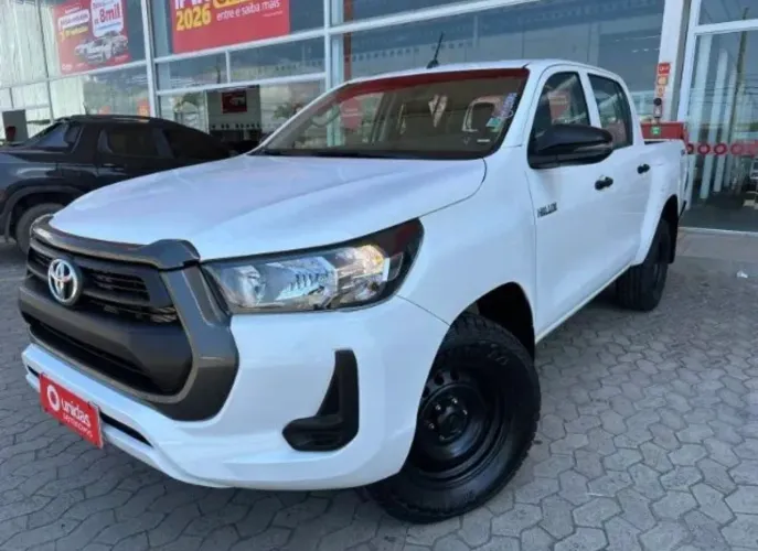 Toyota Hilux CD SR 4X4 2.8 TDI Diesel Aut. 2024