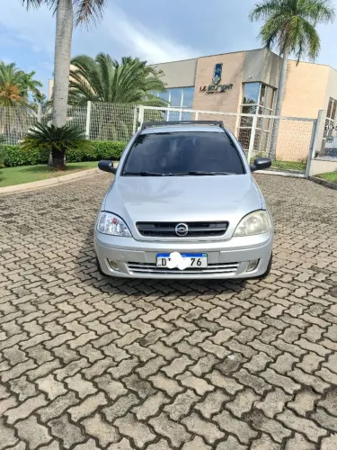 Chevrolet Corsa Sedan 1.8 MPFI 8V 102cv 4P 2003