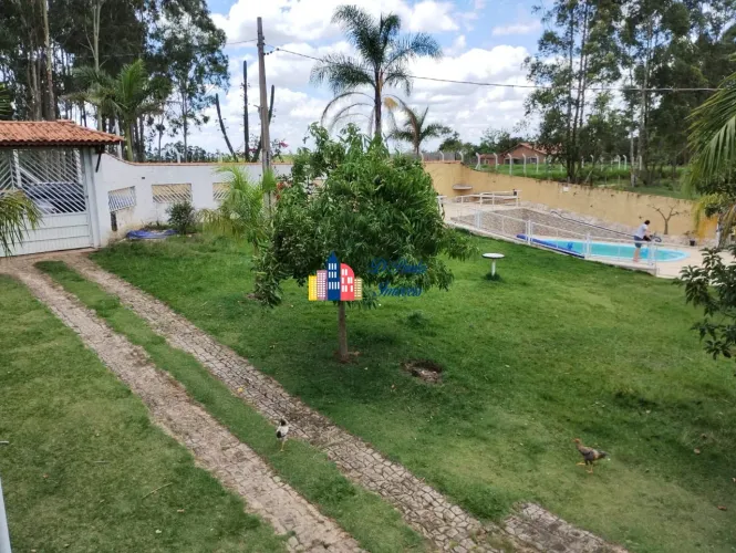 Linda chácara em Porangaba SP.