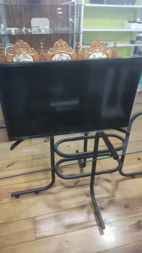 Televisao Samsung Smart Modelo UN32T4300AG 32 Polegadas Funcionando