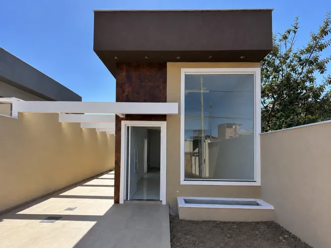 Casa com 3 quartos e cozinha com ilha em Itaipuaçu
