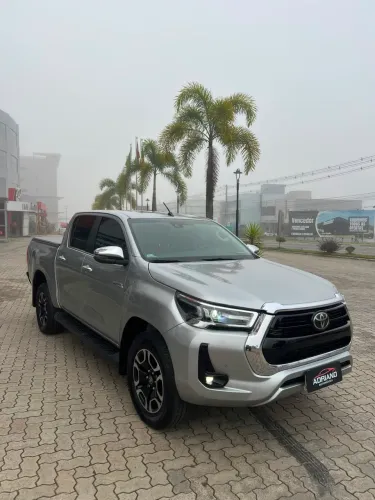 Toyota Hilux CD SRX 4X4 2.8 TDI 16V Diesel Aut. 2021