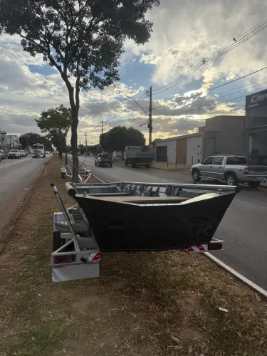 Canoa lancha