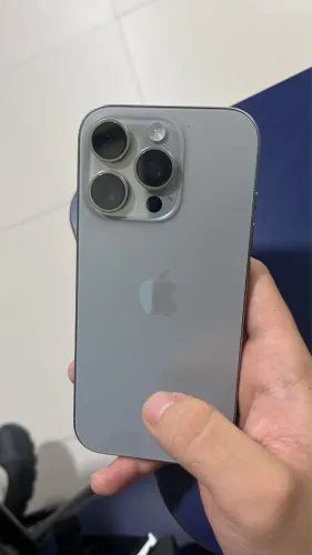 iPhone 16 Pro Vendo/Troco por Inferior + Volta