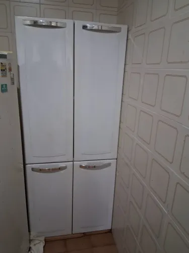 2 armários de cozinha