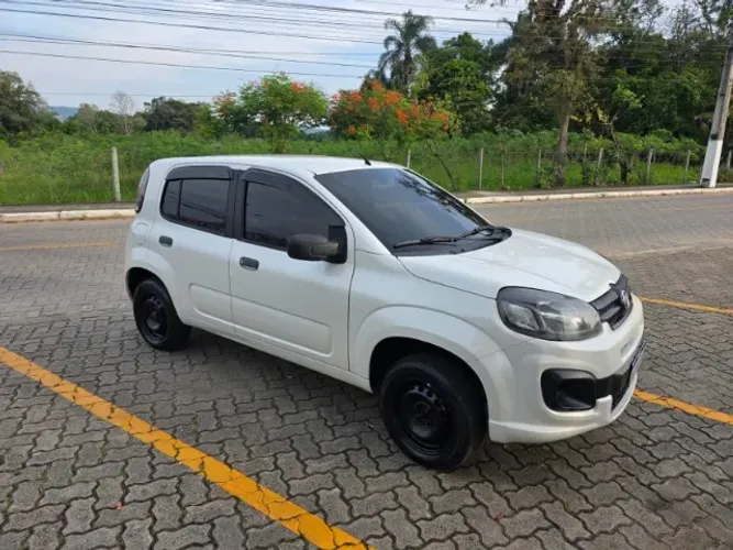 Fiat Uno Drive 1.0 Flex 6V 5P 2018