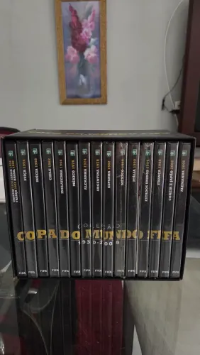 COLEÇÃO DVD's COPA DO MUNDO FIFA 1930-2006