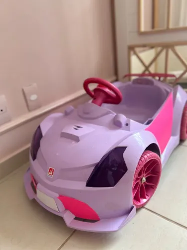 Carrinho elétrico infantil 
