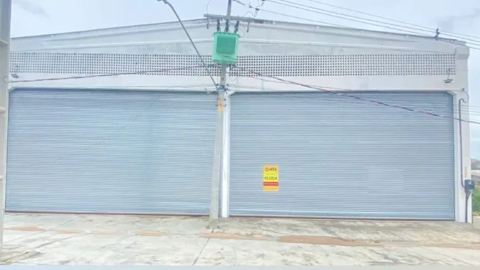 GALPÃO COMERCIAL COM 800M² NA BR-428