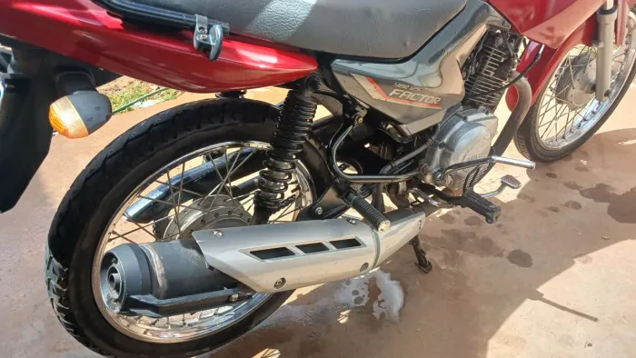 Moto em dias, no meu nome, transferência no ato da compr