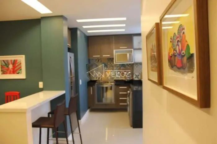 Apartamento para venda com 2 quartos em Ipanema com 75m²