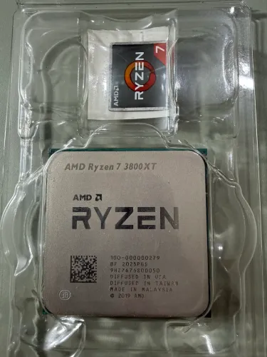 Processador AMD AM4 Ryzen 7 3800XT