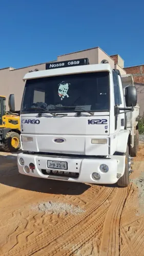 Caminhao BASCULANTE CARGO 1622