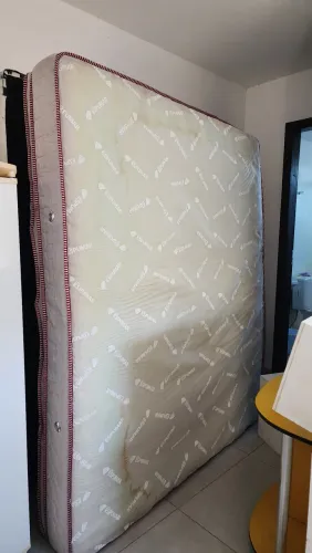 Colchão Queen com box