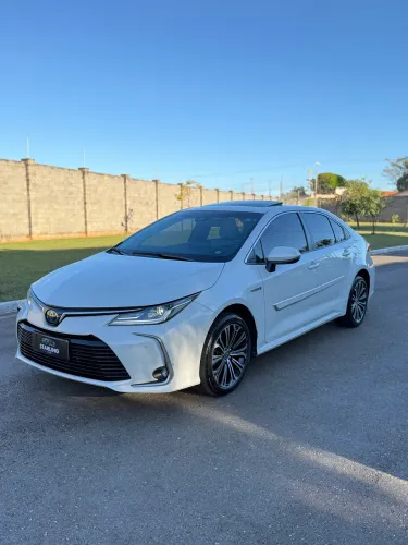 Toyota Corolla Altis Prem. Hybrid 1.8 Flex AUT 2022