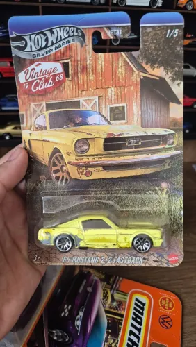 Hot Wheels Mustang Vintage 65
