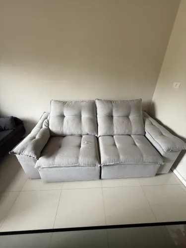Sofá retrátil