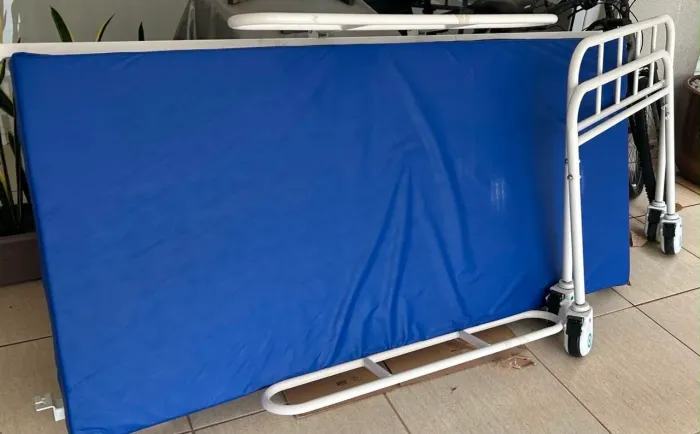 Cama Hospitalar