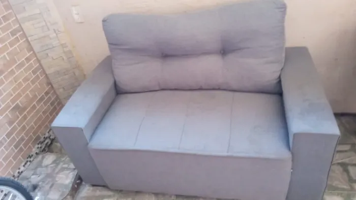 SOFÁ 2 LUGARES NOVO