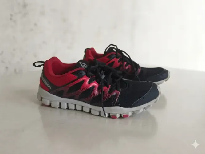 Tênis Reebok Realflex Train 4.0 Preto Vermelho Confortável Academia Crossfit