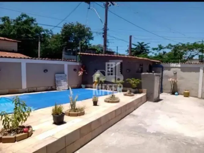 Casa com 2 dormitórios à venda, 140 m² por R$ 280.000,00 - Trindade - São Gonçalo/RJ