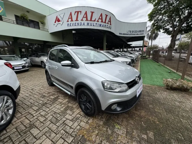 Volkswagen Crossfox 1.6 MI Total Flex 8V 5P 2011