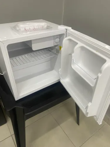 Frigobar 46 litros - 6 meses de uso