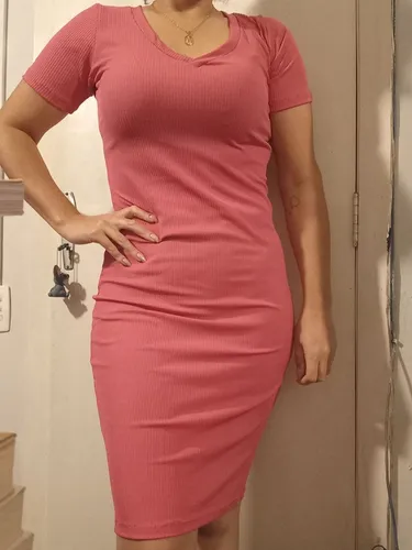 Vestido canelado rosa