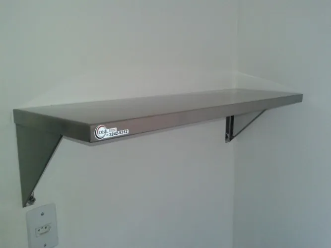 Prateleira em aço inox - Consulte modelos e tamanhos