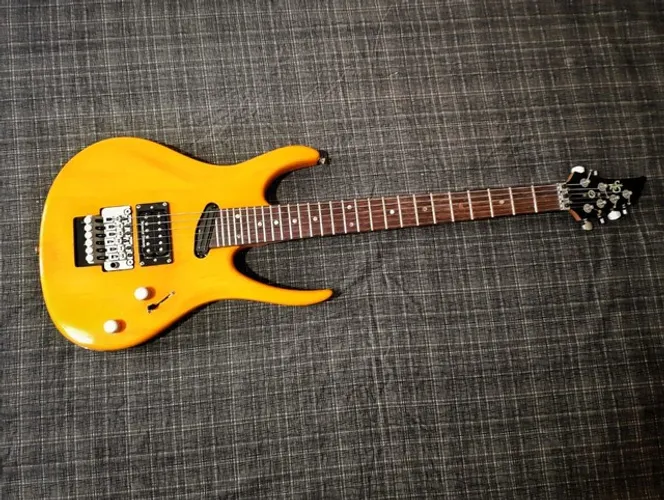 Guitarra Tagima Zero