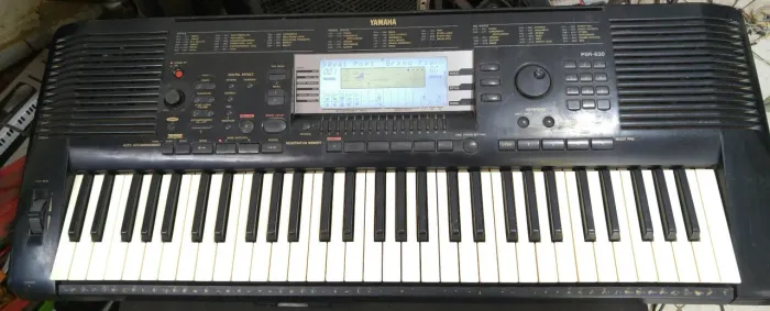 Yamaha psr630 conservado