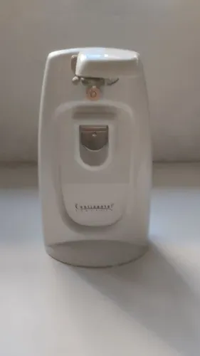 Oportunidade - Abridor de latas elétrico Continental NOVO 
