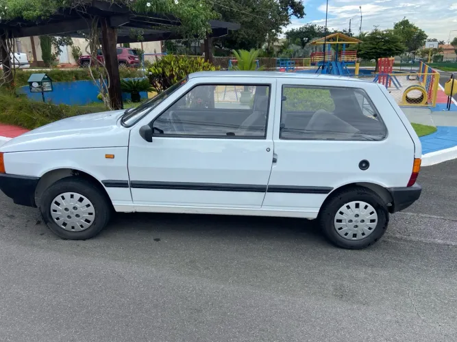 Fiat Uno CS 1988 1.3 Placa Preta com apenas 57 mil km rodados original