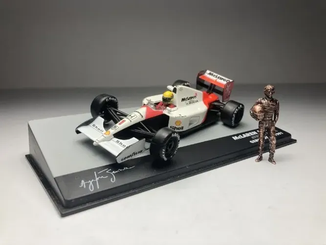 Lendas Brasileiras Do Aut Mclaren Mp4/6b - Germany GP 1991 + Figura Ayrton Senna