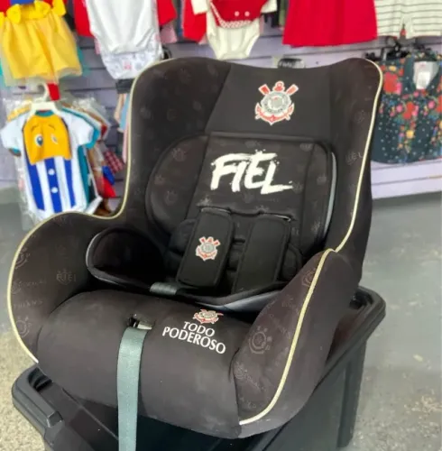 Bebê Conforto Voyage Corinthians seminovo